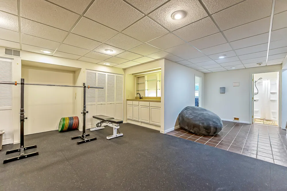2161 Pauline Court Ann Arbor, MI 48103