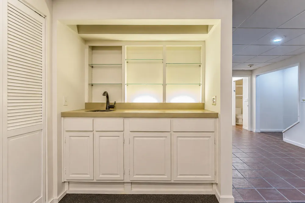 2161 Pauline Court Ann Arbor, MI 48103