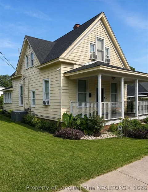 307 E Mitchell Street E