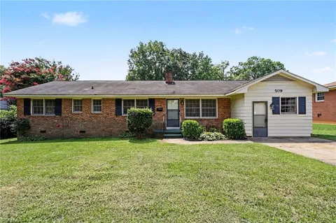 509 Oakwood Lane