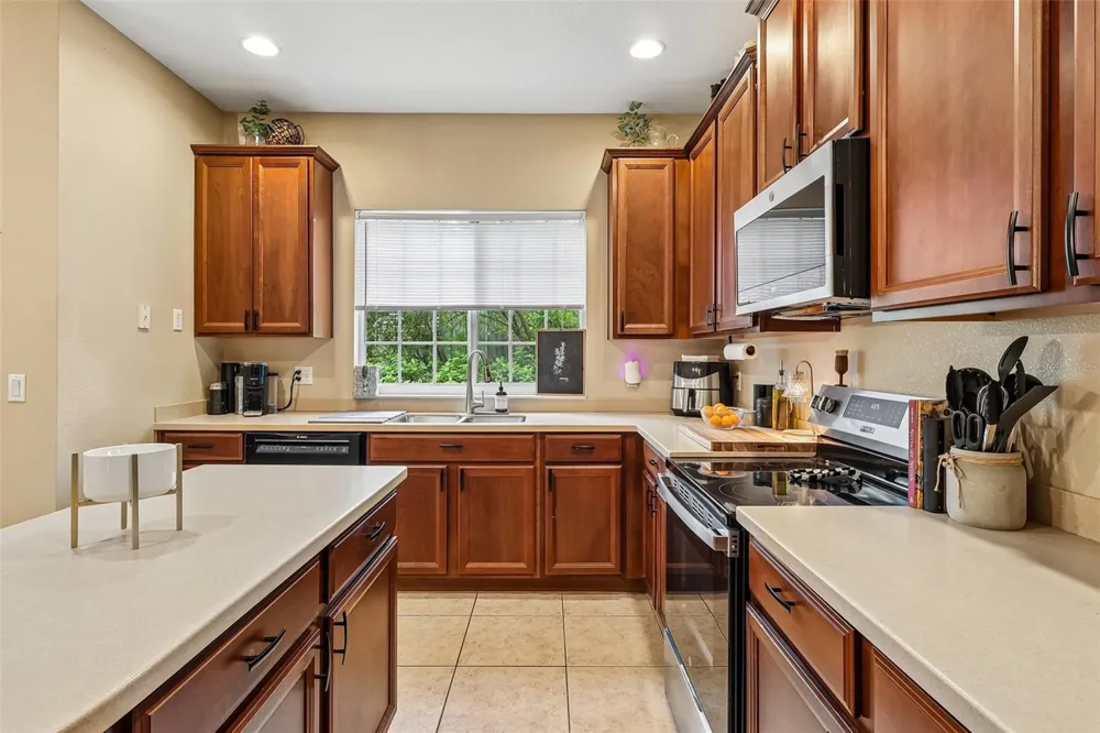 5605 RUTHERFORD PLACE Oviedo, FL 32765