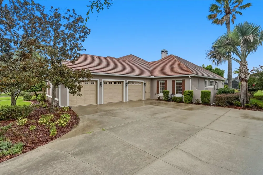 1059 CEASARS COURT Mount Dora, FL 32757