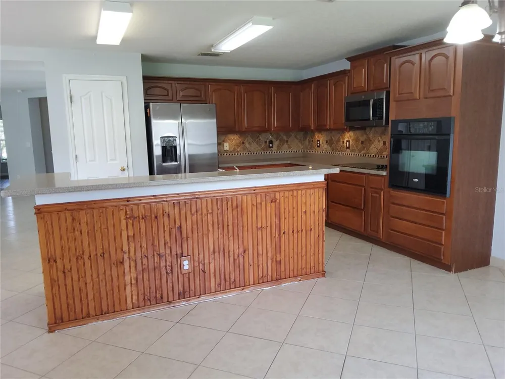 3055 ANQUILLA AVENUE Clermont, FL 34711