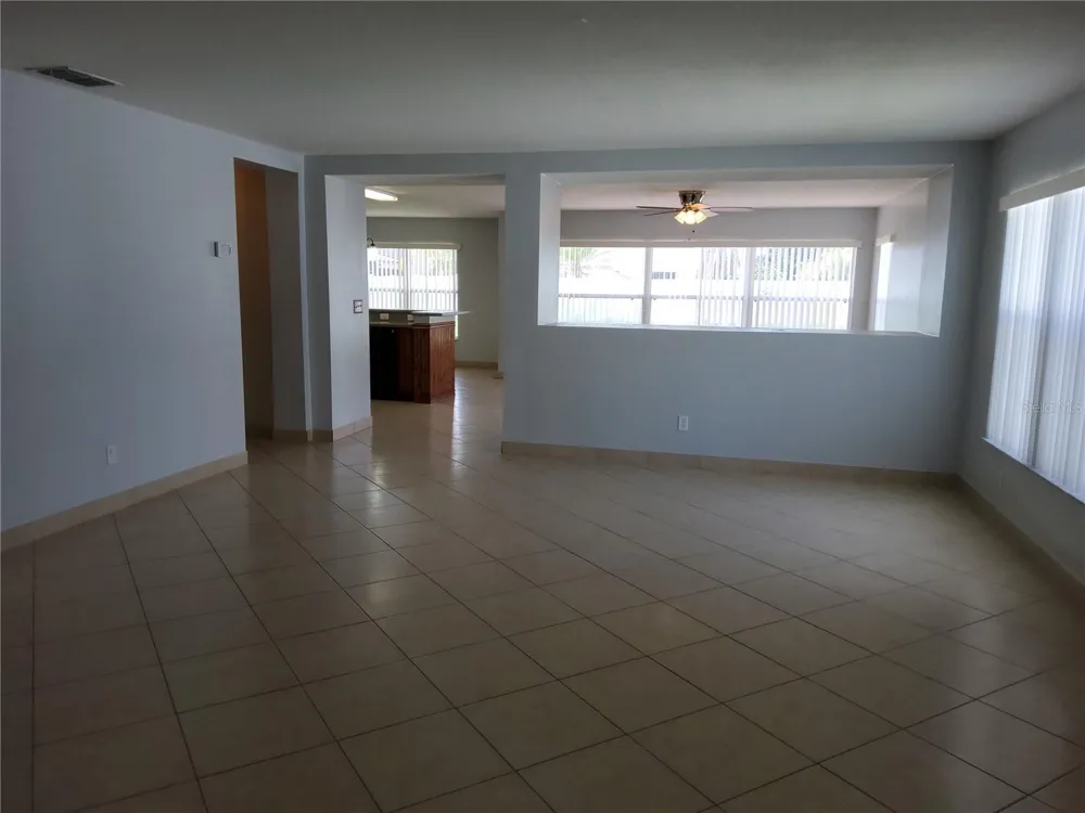 3055 ANQUILLA AVENUE Clermont, FL 34711
