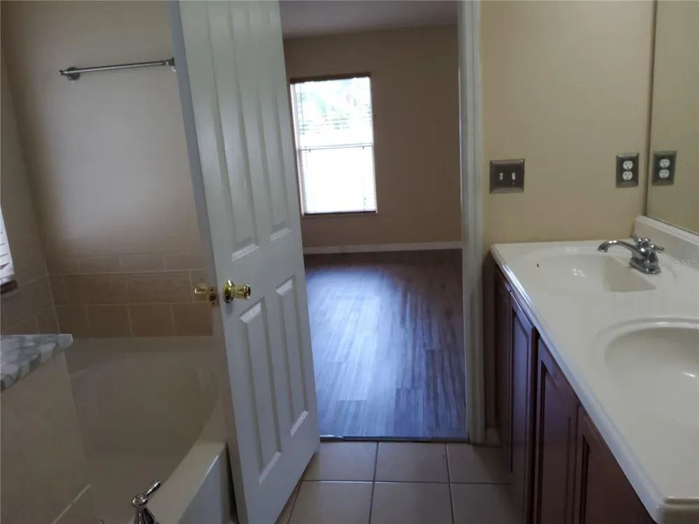 3055 ANQUILLA AVENUE Clermont, FL 34711