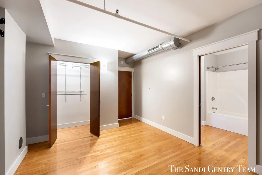 600 Broadway Avenue NW #230 Grand Rapids City, MI 49504