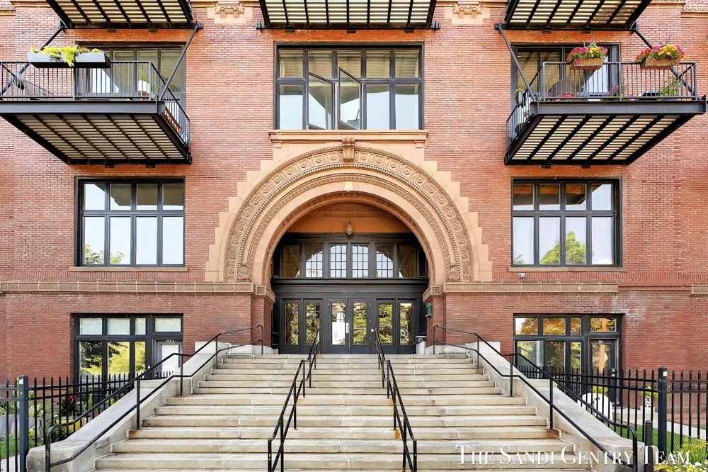 600 Broadway Avenue NW #230 Grand Rapids City, MI 49504