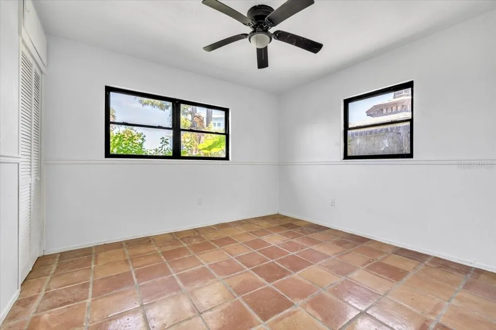 807 LUCILLE AVENUE Nokomis, FL 34275