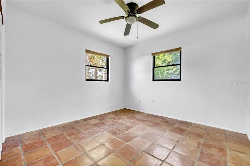 807 LUCILLE AVENUE Nokomis, FL 34275