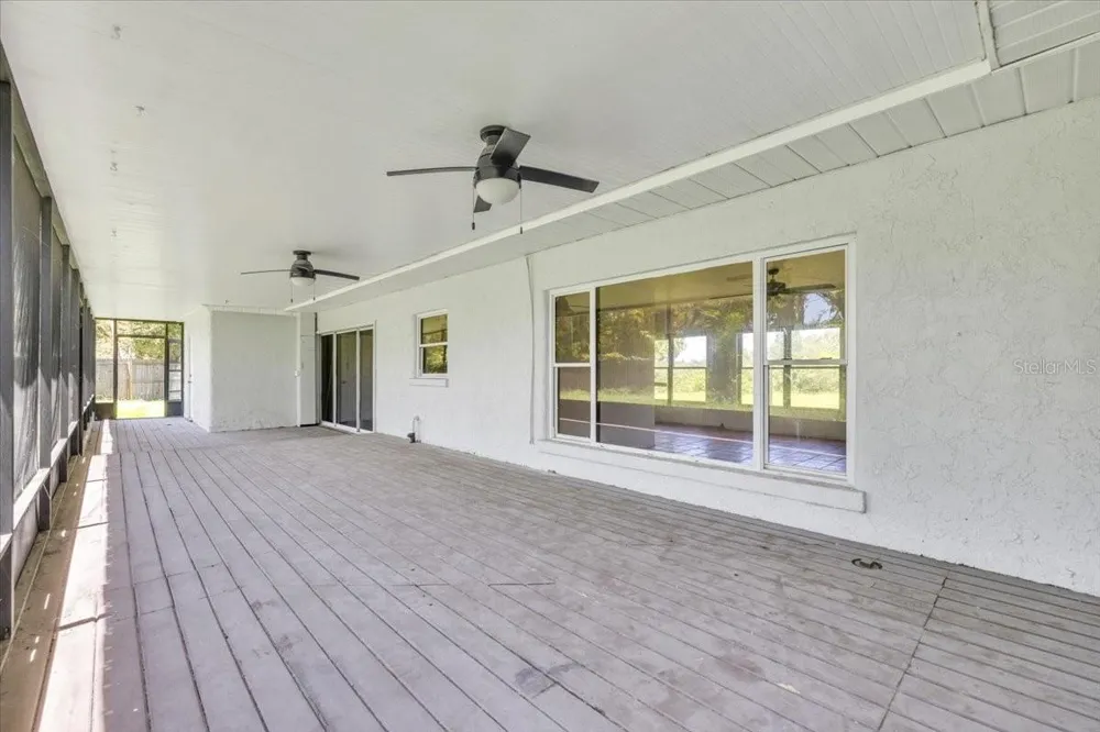 807 LUCILLE AVENUE Nokomis, FL 34275