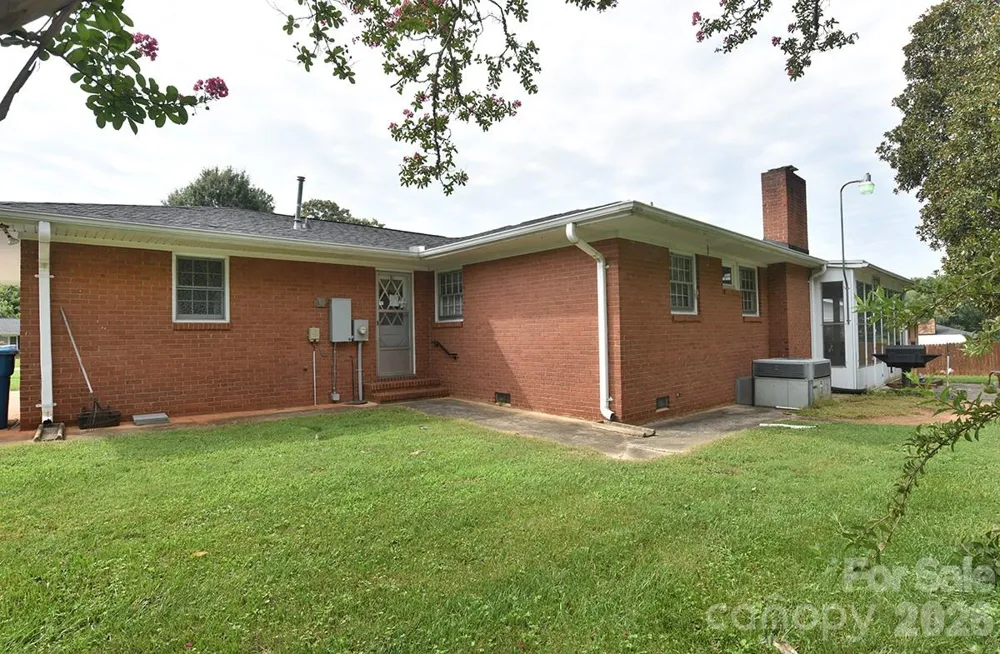 1036 Rowan Circle Salisbury, NC 28146