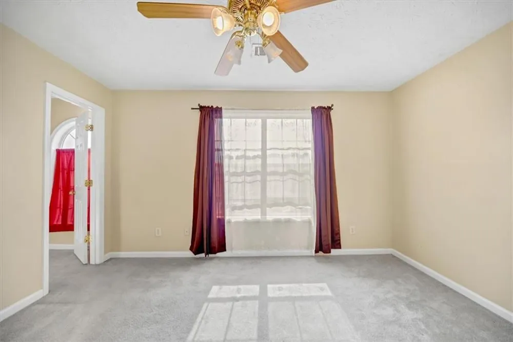 141 Derby Drive Riverdale, GA 30274