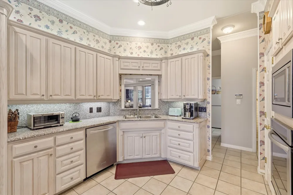 144 Saddle Brook Drive Hudson Oaks, TX 76087