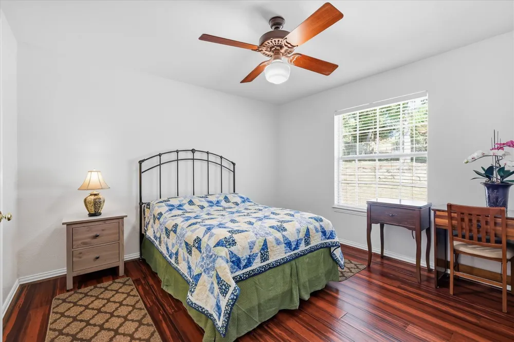 144 Saddle Brook Drive Hudson Oaks, TX 76087