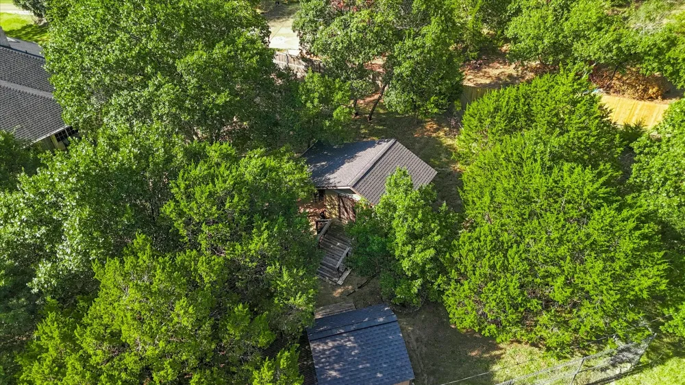 144 Saddle Brook Drive Hudson Oaks, TX 76087