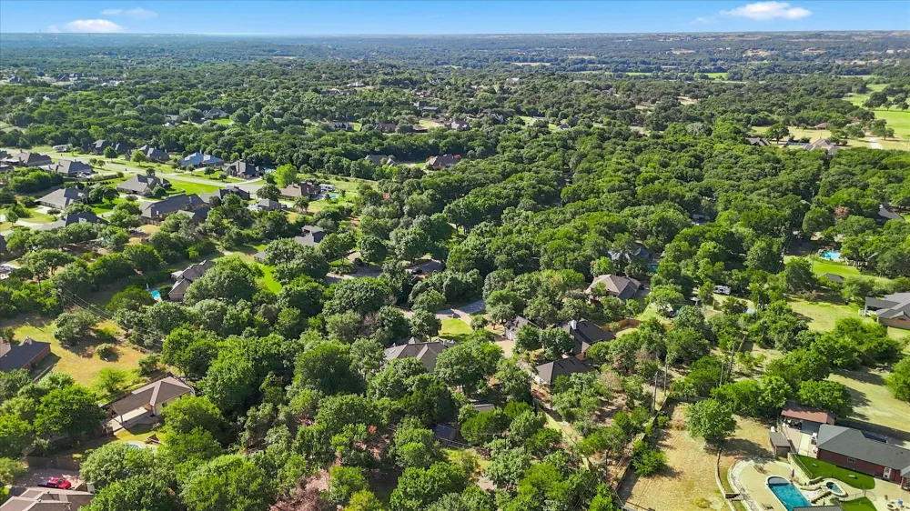 144 Saddle Brook Drive Hudson Oaks, TX 76087