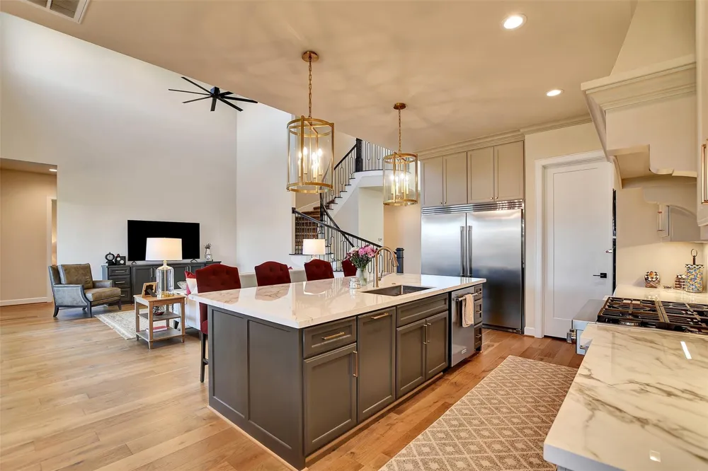 1746 Spring View Friendswood, TX 77546