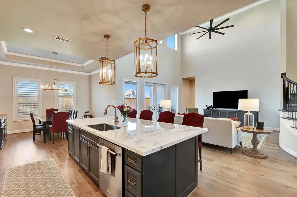 1746 Spring View Friendswood, TX 77546