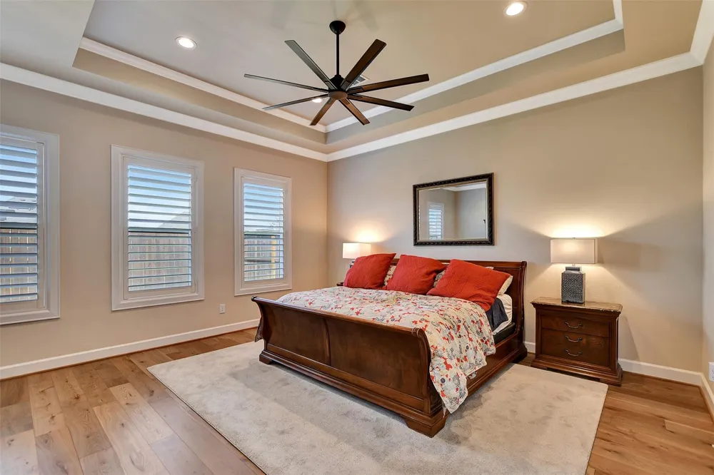 1746 Spring View Friendswood, TX 77546