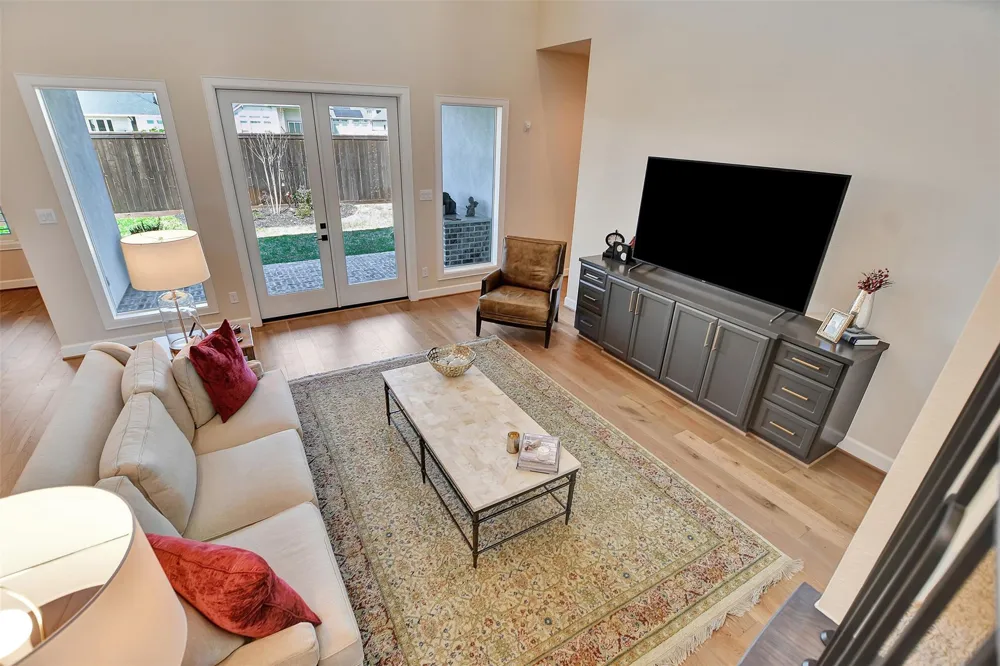 1746 Spring View Friendswood, TX 77546