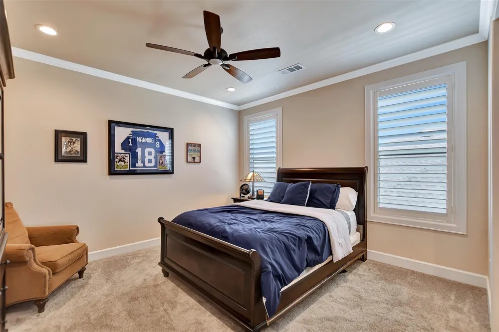 1746 Spring View Friendswood, TX 77546