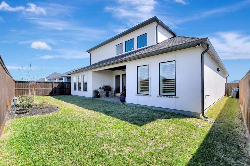 1746 Spring View Friendswood, TX 77546