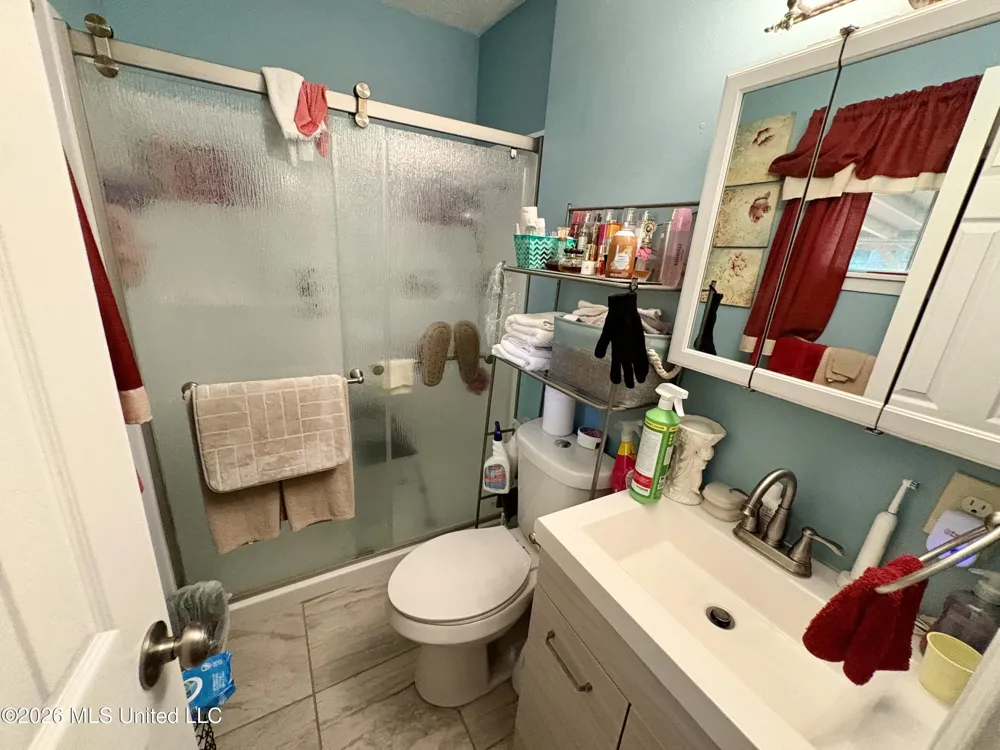 111 Moonmist Drive Vicksburg, MS 39180