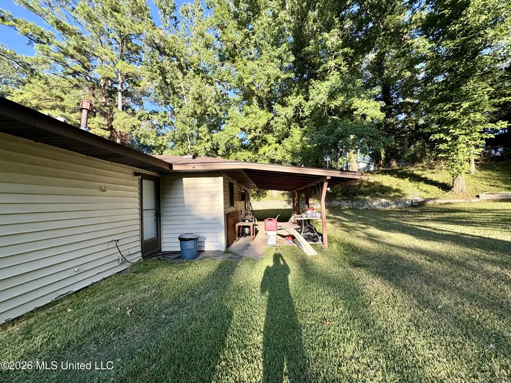 111 Moonmist Drive Vicksburg, MS 39180