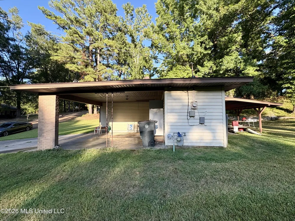 111 Moonmist Drive Vicksburg, MS 39180