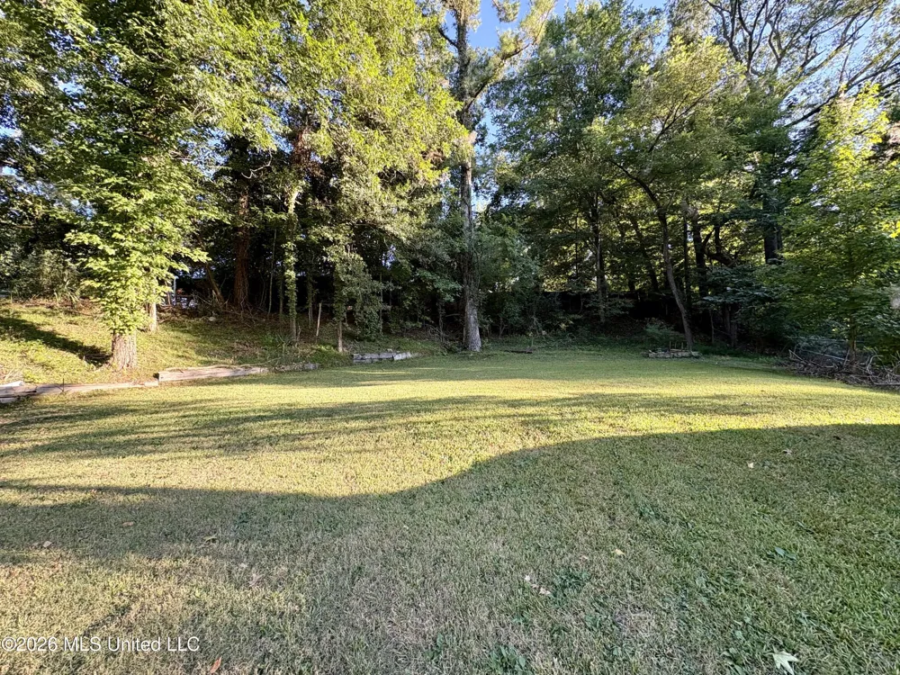 111 Moonmist Drive Vicksburg, MS 39180