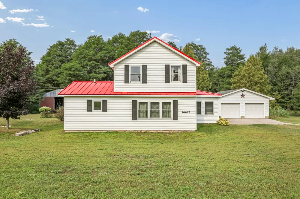 6667 126th Avenue Hart, MI 49420