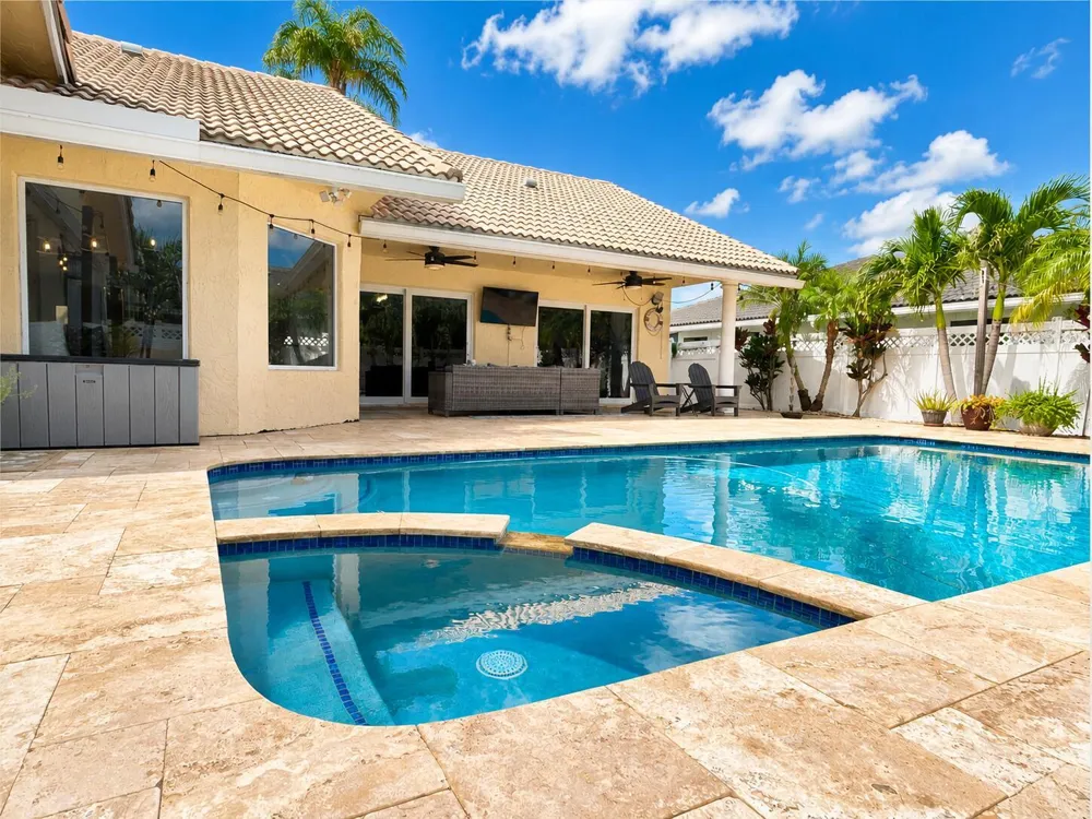 6373 NW 55th Manor Coral Springs, FL 33067