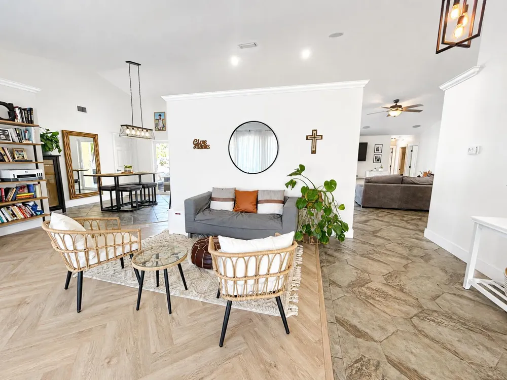 6373 NW 55th Manor Coral Springs, FL 33067
