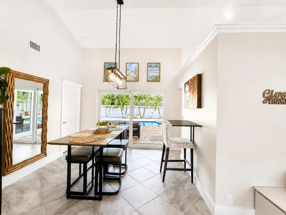 6373 NW 55th Manor Coral Springs, FL 33067
