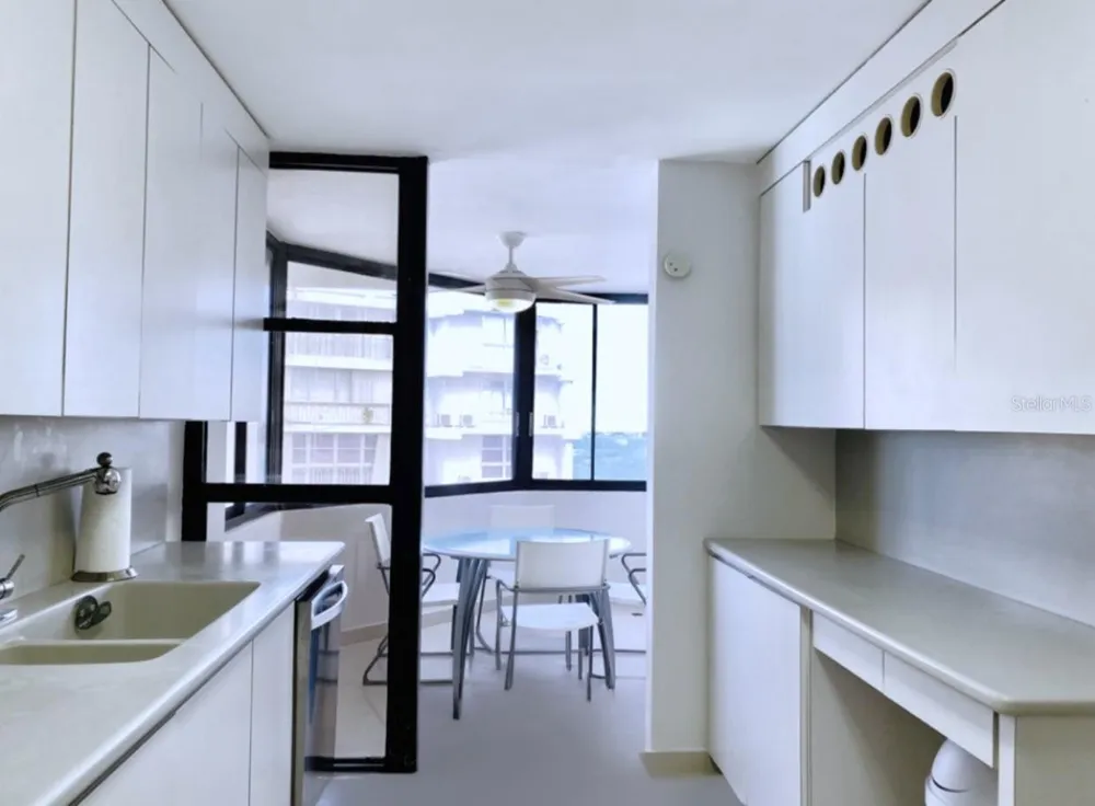801 C. WASHINGTON #1203 San Juan, PR 00907