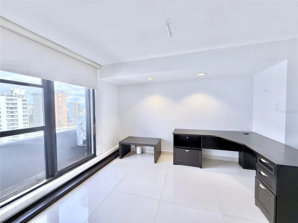801 C. WASHINGTON #1203 San Juan, PR 00907