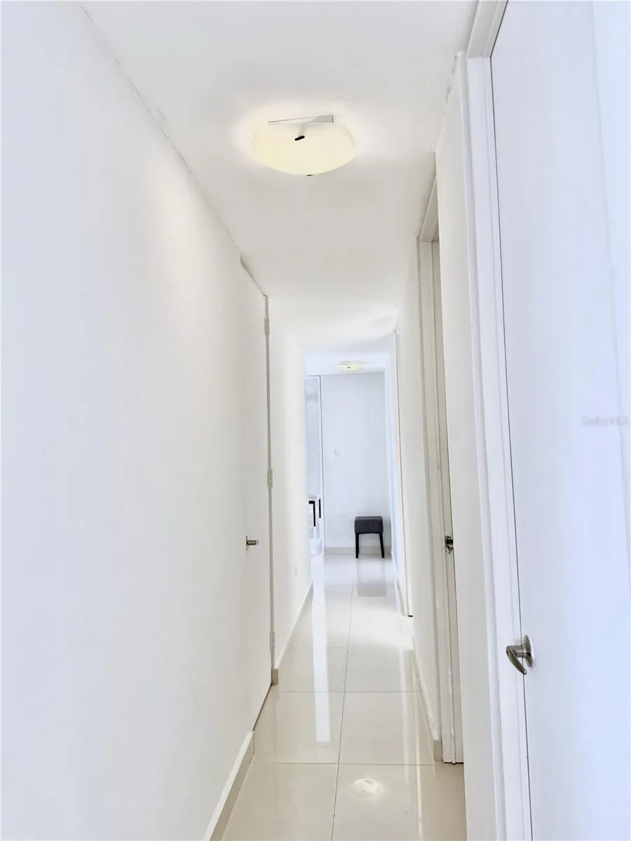 801 C. WASHINGTON #1203 San Juan, PR 00907