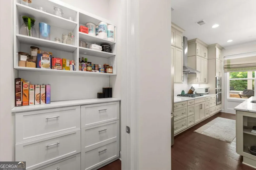 4427 Cheston BND NE Roswell, GA 30075