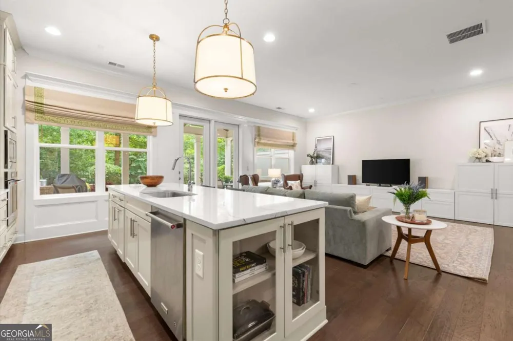 4427 Cheston BND NE Roswell, GA 30075