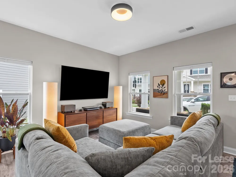 58 Walnut Springs Drive Asheville, NC 28804