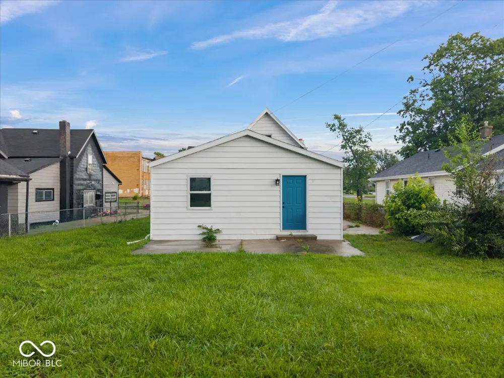1917 Cedar Street Anderson, IN 46016