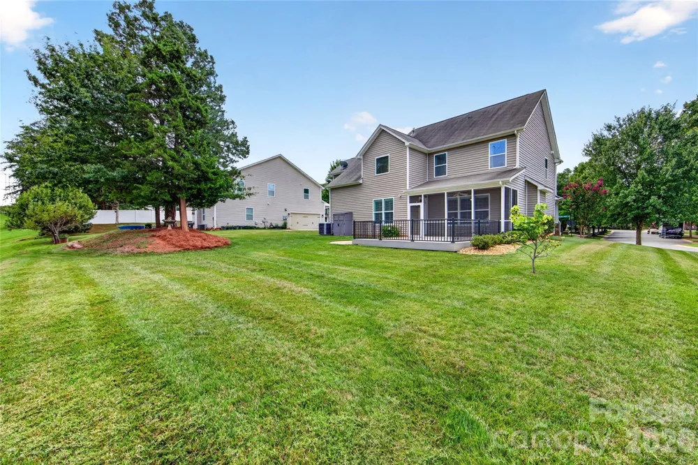 6403 Torrence Trace Drive Huntersville, NC 28078