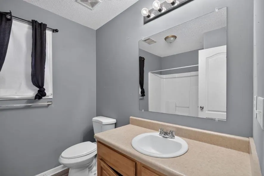 132 Sunrise Strip Carrollton, GA 30117