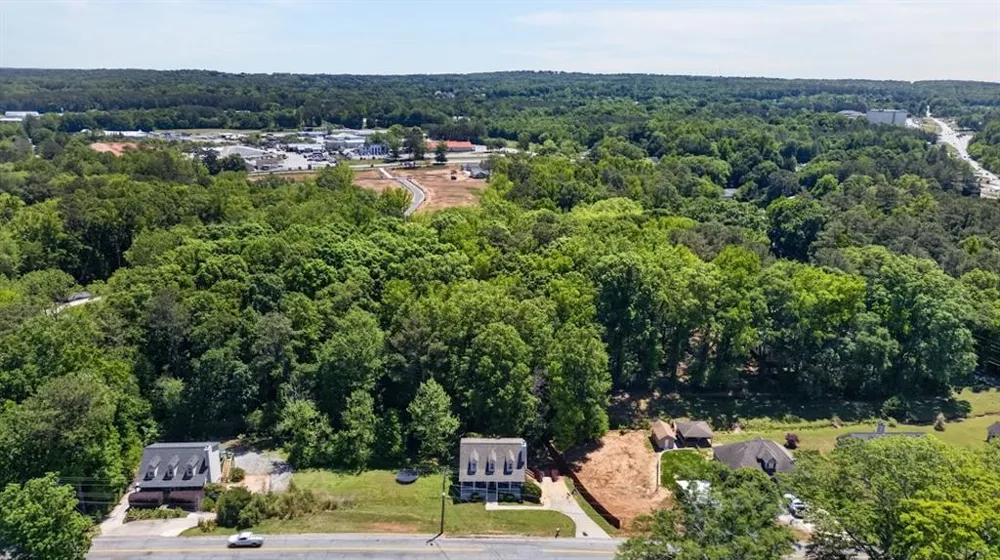132 Sunrise Strip Carrollton, GA 30117