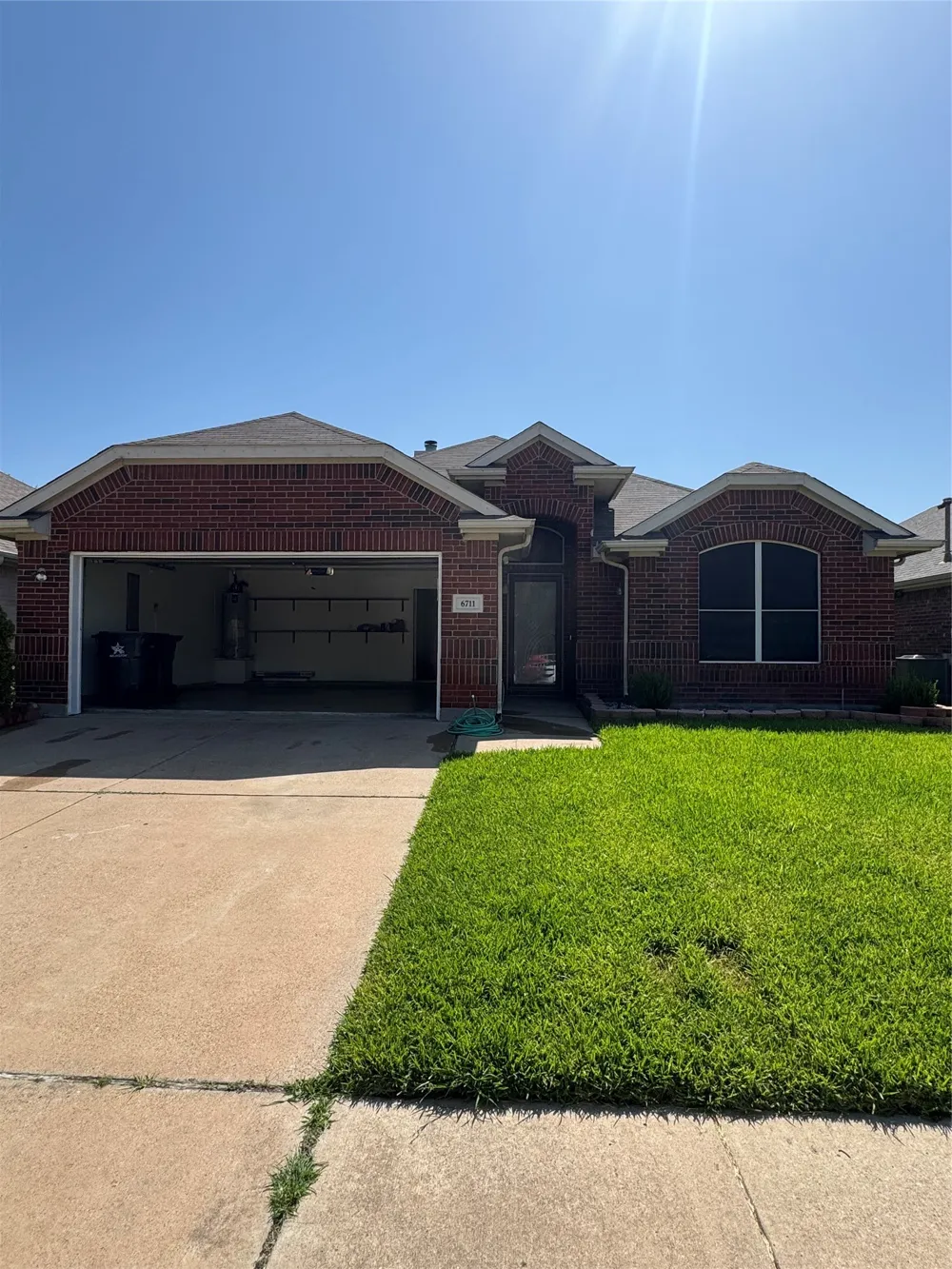 6711 Kinross Drive Arlington, TX 76002