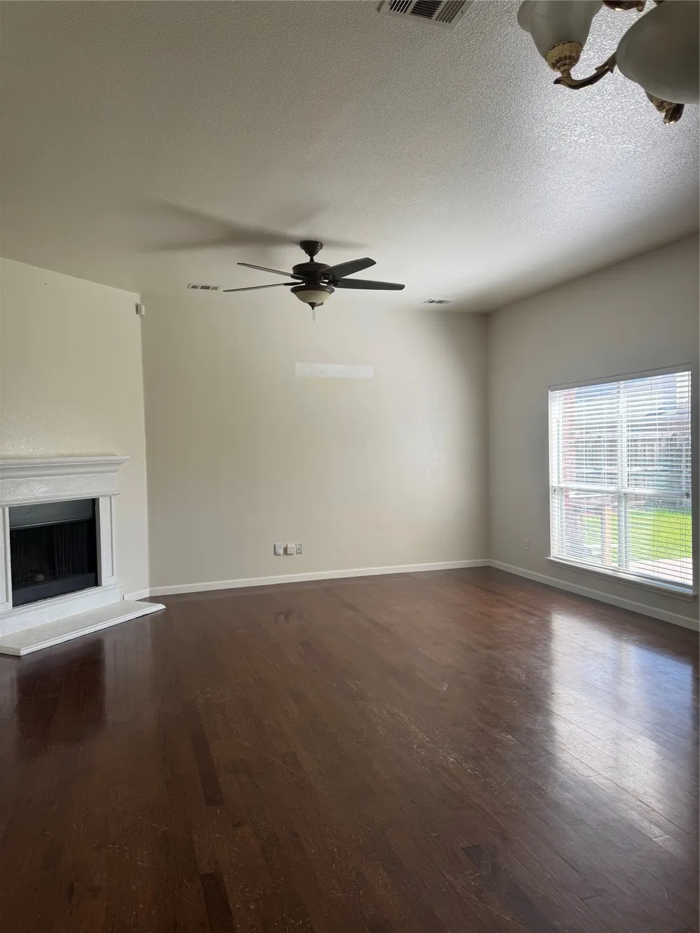 6711 Kinross Drive Arlington, TX 76002