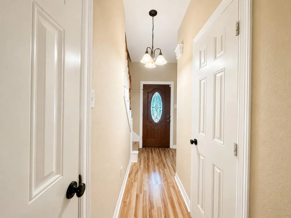 2204 Springwood Dr Brenham, TX 77833