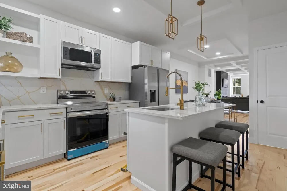 1049 MILTON AVENUE Baltimore, MD 21205