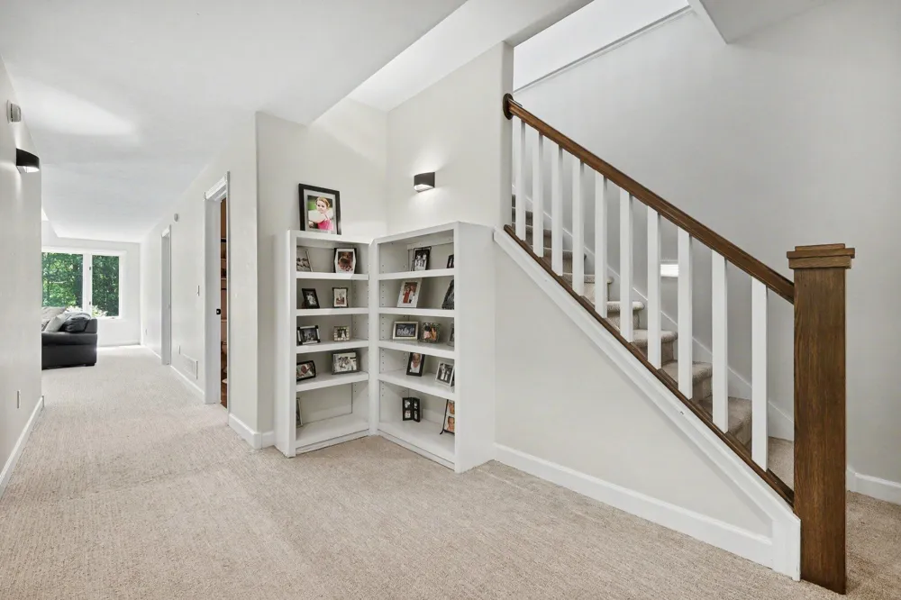 5224 Bonasa Drive NE Rockford, MI 49341