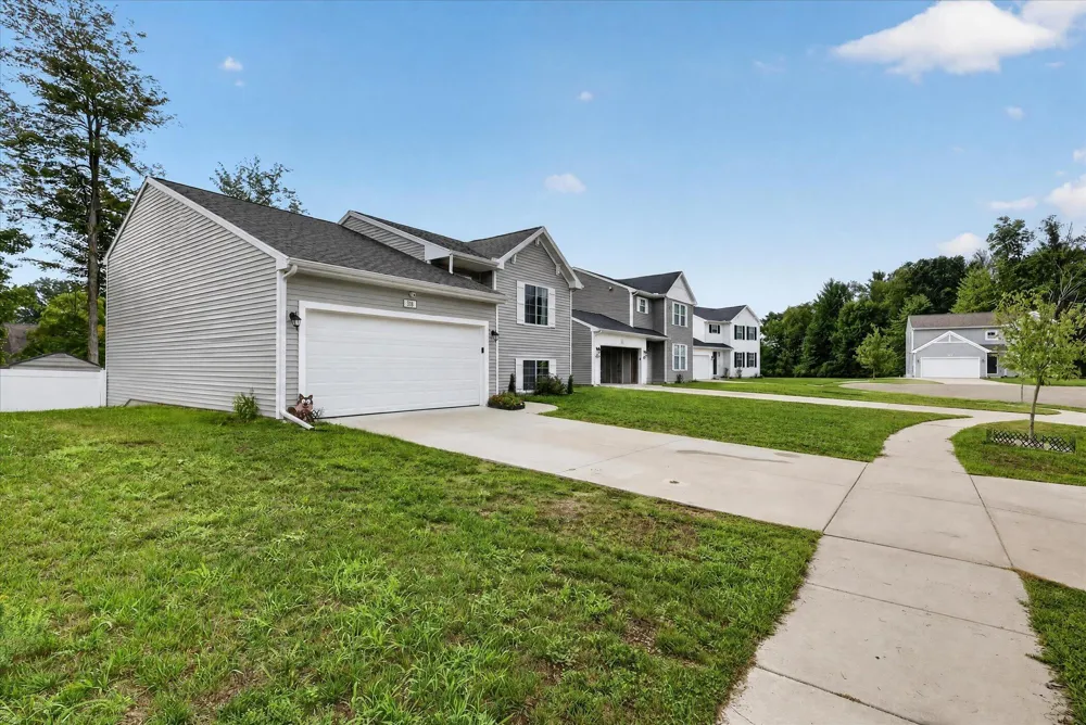 818 Strauss Court Greenville, MI 48838